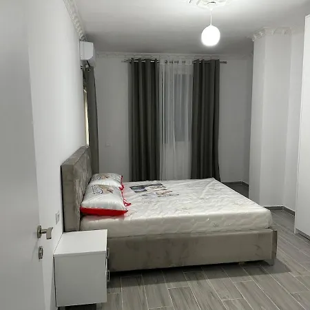 Apartment Relux Tirana